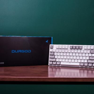 Trên tay bàn phím cơ Durgod Taurus K320 – Ai nói hàng Trung Quốc không ngon?